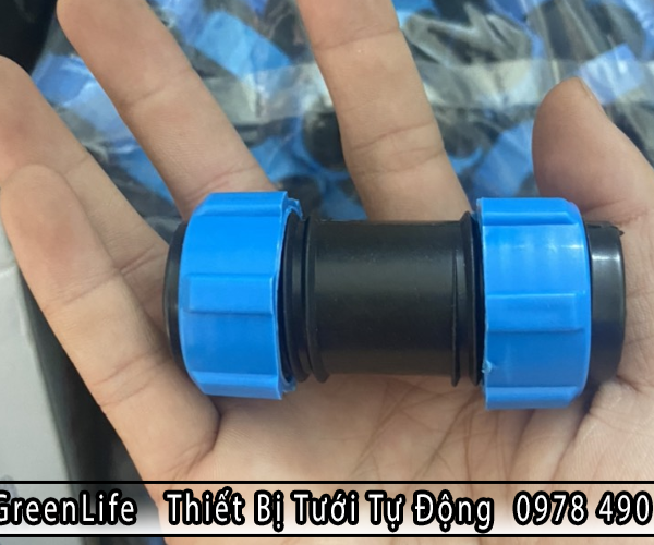 Nối ống phun mưa phi 32mm giúp liên kết chắc chắn, dễ lắp đặt và vận hành ổn định